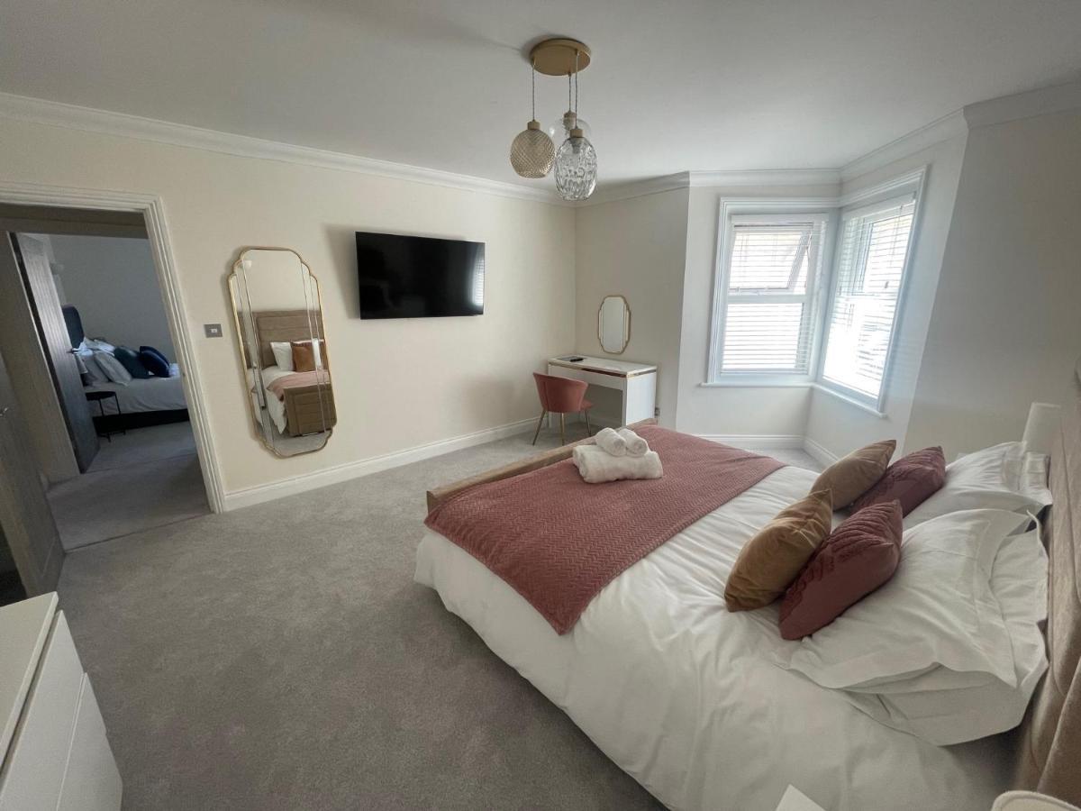 Exquisite Apartment, Stone Throw From The Beach 伯恩茅斯 外观 照片