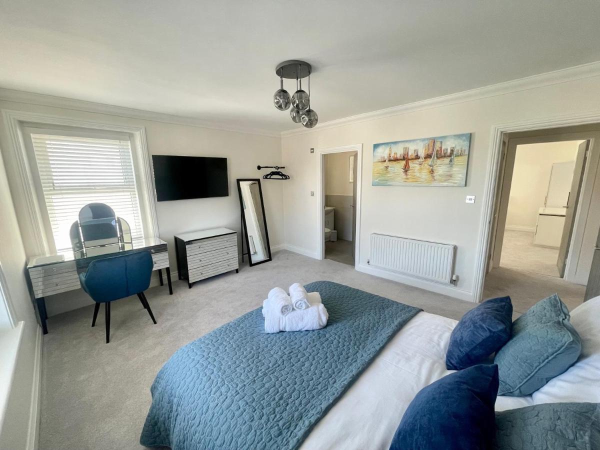 Exquisite Apartment, Stone Throw From The Beach 伯恩茅斯 外观 照片