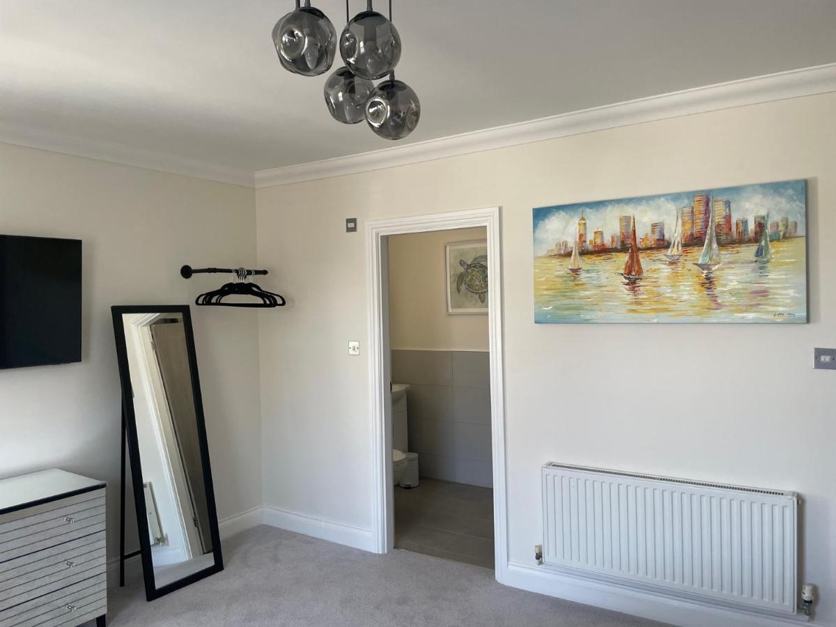 Exquisite Apartment, Stone Throw From The Beach 伯恩茅斯 外观 照片
