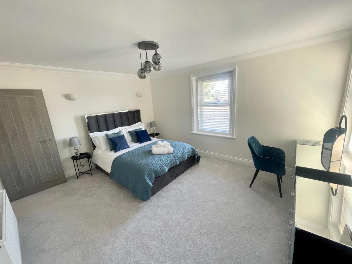 Exquisite Apartment, Stone Throw From The Beach 伯恩茅斯 外观 照片